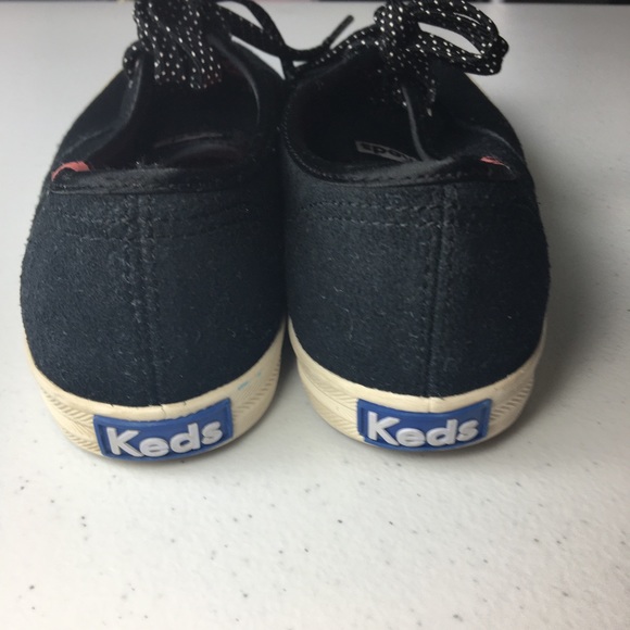 Keds | Females size 7, color black. - Picture 3 of 10